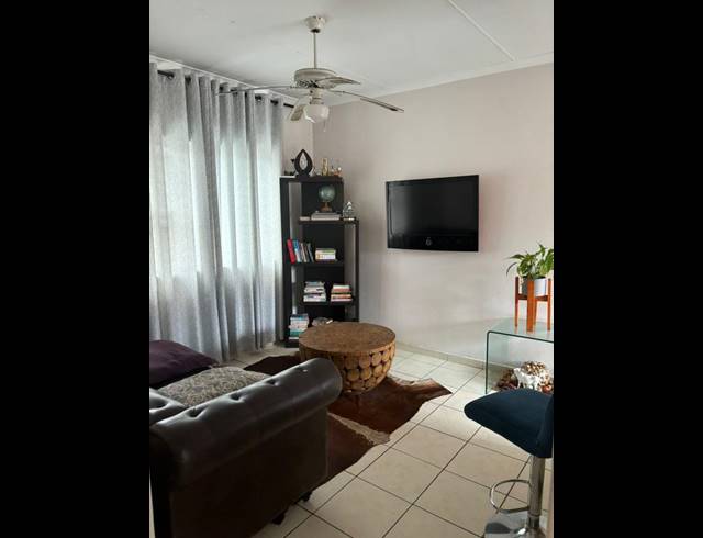 2 BEDROOM APARTMENT FOR SALE IN RICHEM